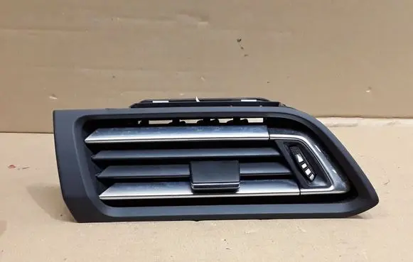 Peugeot 308 Dashboard side air vent grill/cover trim 96778765