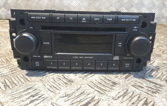 Dodge Caliber Radio/CD/DVD/GPS head unit P05064362AA