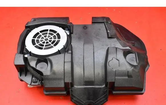 Mazda MX-5 NA Miata Subwoofer speaker NA1P6696X