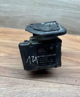 Seat Toledo II (1M) ABS Pump 1J0907379P MLS2B16A89 5WK8476