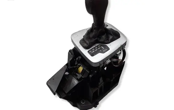 Volvo XC90 Gear shifter/selector P08689422