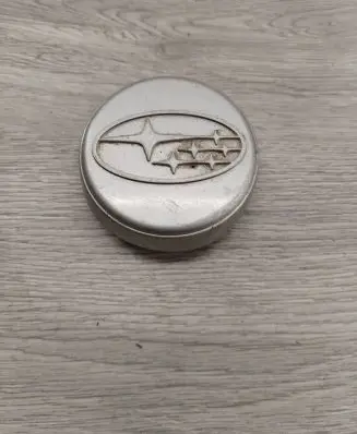 Subaru Legacy Original wheel cap
