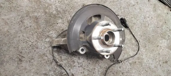 Opel Astra K Front wheel hub 39030300