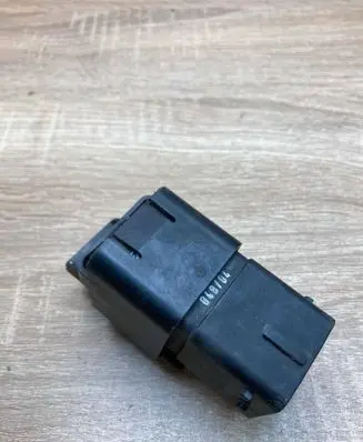 Iveco Daily 45 - 49.10 Glow plug pre-heat relay 3M5T12A343AA 3M5T2504A