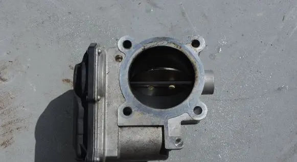 Volvo XC90 Throttle valve 32202650 148011B13 78HL132510030BAB