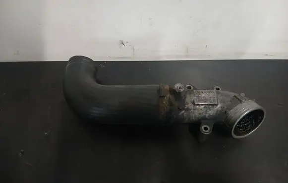 Volvo S60 Intercooler hose/pipe 08631538