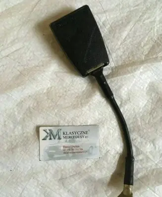 Mercedes-Benz S W126 Rear seatbelt buckle 1268600669