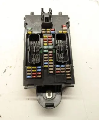 Volvo S90, V90 Fuse module 31682732