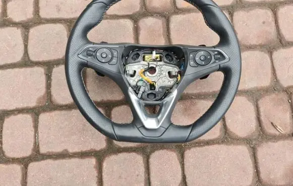 Opel Insignia B Steering wheel 878539800000165