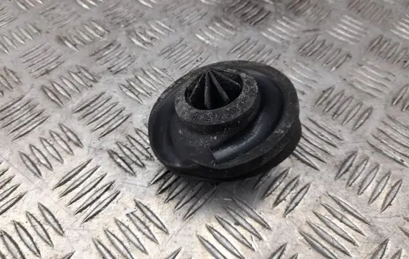 Audi Q5 SQ5 Rear coil spring rubber mount 80A512149