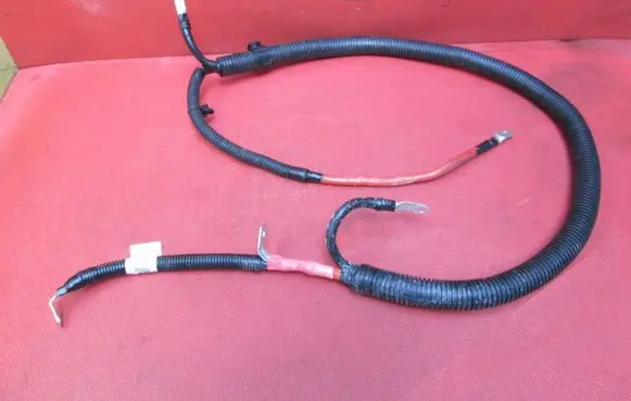 Opel Insignia A Positive cable (battery) 13424058
