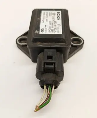 Volkswagen Phaeton ESP acceleration yaw rate sensor 8E0907637A 0265005245 5002271