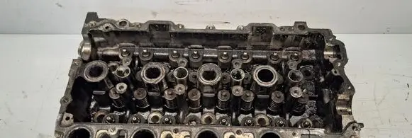 Peugeot 407 Engine head 9655911480