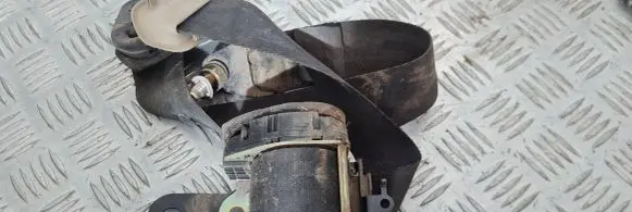 Nissan Terrano Rear seatbelt