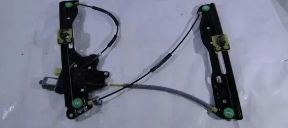 Ford Mondeo MK V Front window lifting mechanism without motor