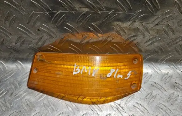 BMW 5 E28 Front indicator light 1366572
