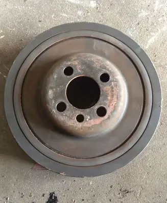 Skoda Fabia Mk1 (6Y) Crankshaft pulley 038105243L