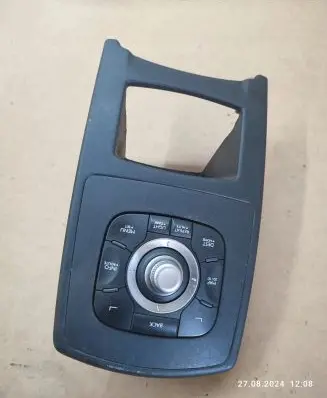 Multifunctional control switch/knob