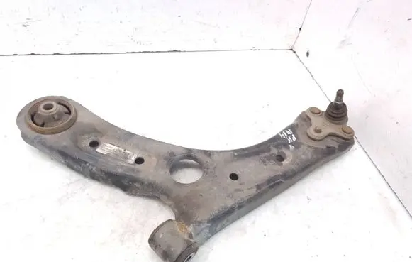 KIA Ceed Front lower control arm/wishbone 54500G4AA0