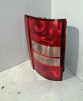 Chrysler Town & Country V Rear/tail lights 05113203AA 58622E 3051AS