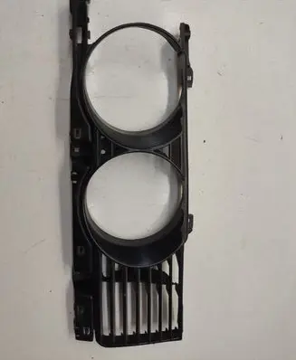 Under headlight/headlamp trim