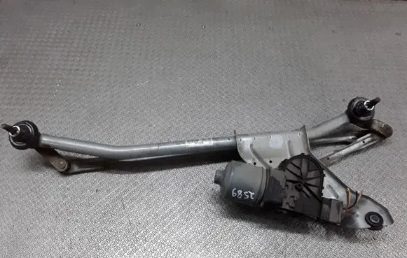 Renault Sandero I Front wiper linkage and motor 3397020879