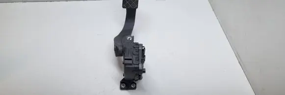 Audi A6 S6 C5 4B Accelerator throttle pedal 8D1723523M