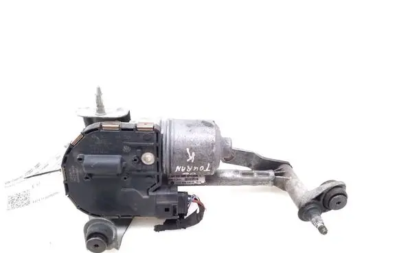 Volkswagen Touran I Front wiper linkage and motor 
