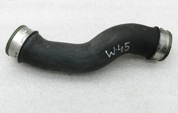 Volkswagen Tiguan Intercooler hose/pipe 5N0145832S 5N0145832D