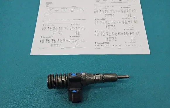 Skoda Octavia Mk2 (1Z) Fuel injector 0414720404 IMPRK1512967