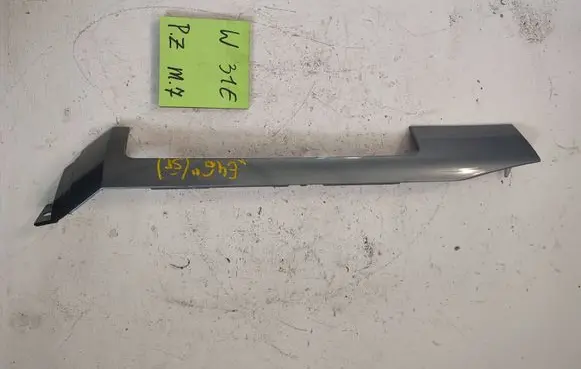 BMW 3 E46 Dashboard glove box trim 51458196103