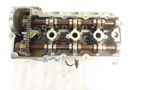Chrysler 300M Engine head 4663697