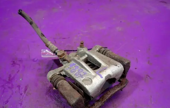 Toyota Corolla E120 E130 Rear brake caliper