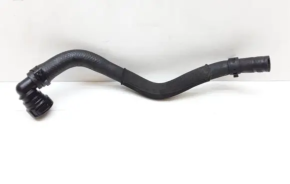 Volvo XC60 Engine coolant pipe/hose
