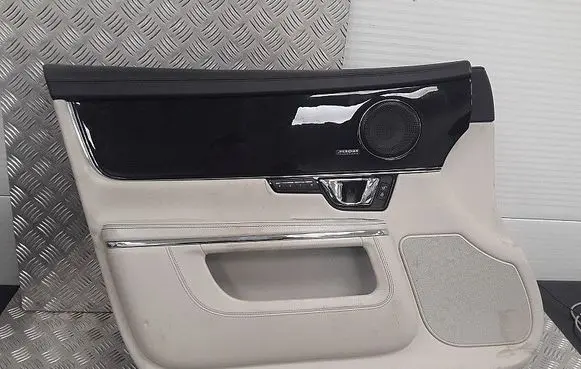Jaguar XJ X351 Front door card panel trim AW93F23713C