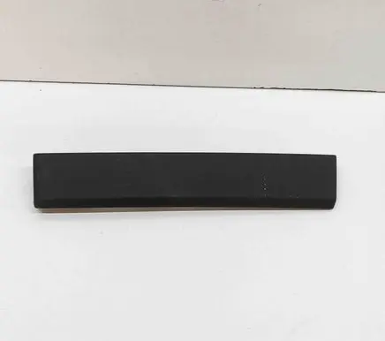 Dashboard glove box trim