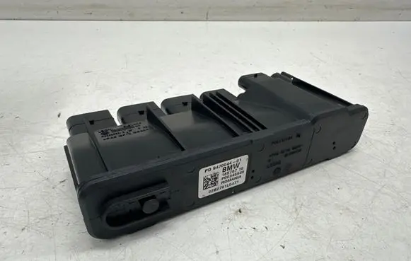 BMW 3 G20 G21 Power management control unit 9470044
