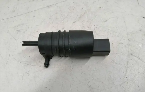 BMW 1 E81 E87 Windscreen/windshield washer pump 23113 8624 231138624