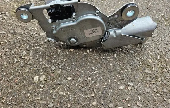 BMW X3 E83 Rear window wiper motor 0390201824 102135