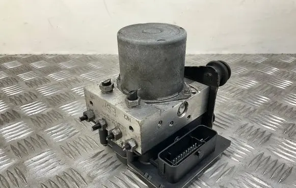 Audi A5 8T 8F ABS Pump 8K0907379AA