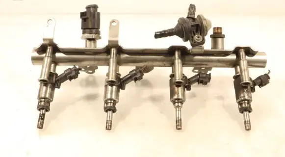 Skoda Superb B6 (3T) Fuel main line pipe 1019139S02