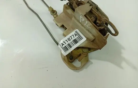 Opel Astra F Front door lock 