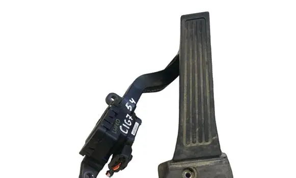 Hyundai ix35 Accelerator throttle pedal FKR0572A2S100 327002S100