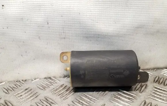 Vacuum air tank