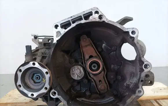 Volkswagen Polo IV 9N3 Manual 5 speed gearbox GGU