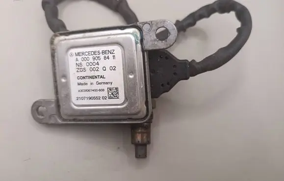 Mercedes-Benz Sprinter W907 W910 Lambda probe sensor A0009058411 ZGS002Q02 2107190552