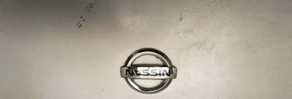 Nissan X-Trail T31 Manufacturers badge/model letters Nse0041011