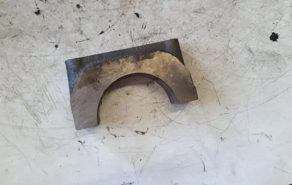 BMW 5 E60 E61 Crankshaft Holder NOCODE
