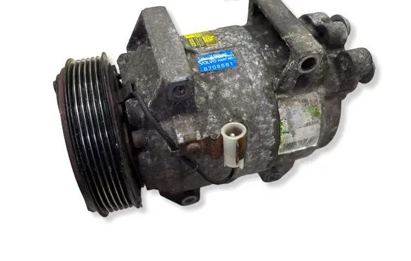 Volvo XC90 Air conditioning (A/C) compressor (pump) 8708581