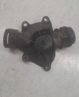 BMW 5 E60 E61 Thermostat/thermostat housing 2247269 S900627ZK
